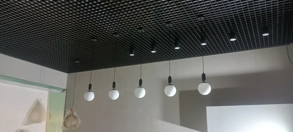 Потолок Грильято